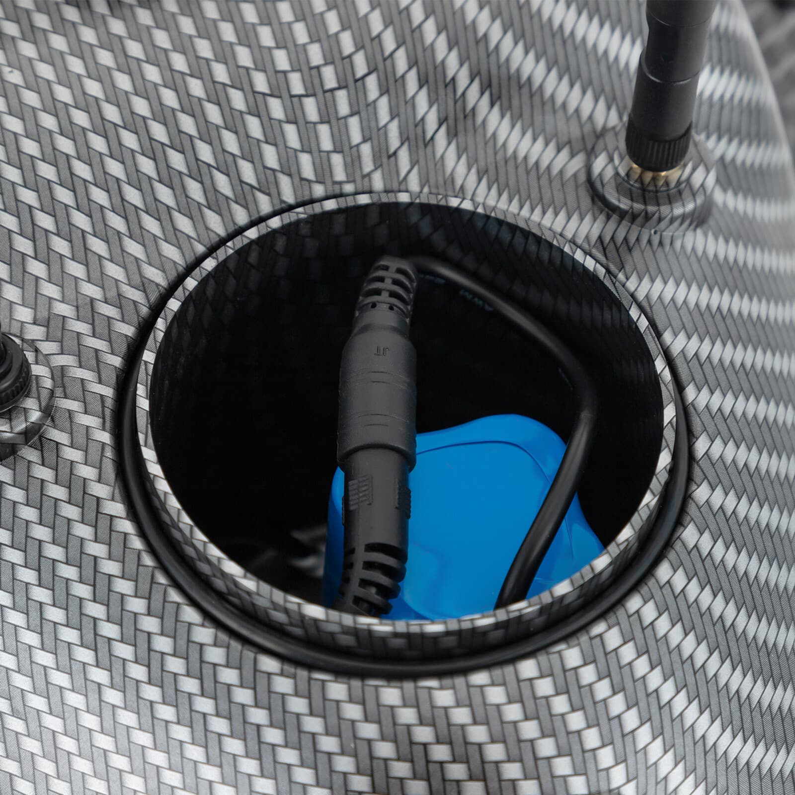 600m Remote Control Bait Boat Fish Finder GPS Fishing Bait Boat w/ LED Light 6