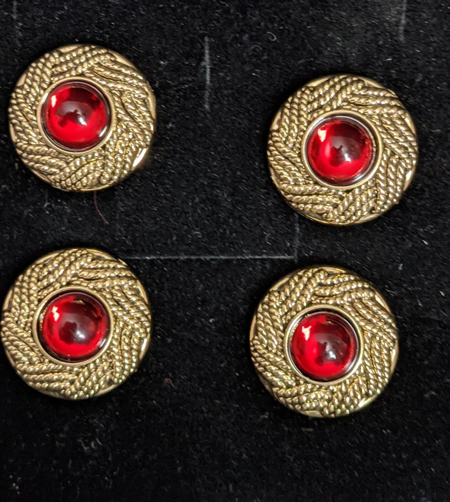 MAGNETIC NUMBER PINS RED STONE set in GOLDTONE by ORNAMENTS NIB Horse Show