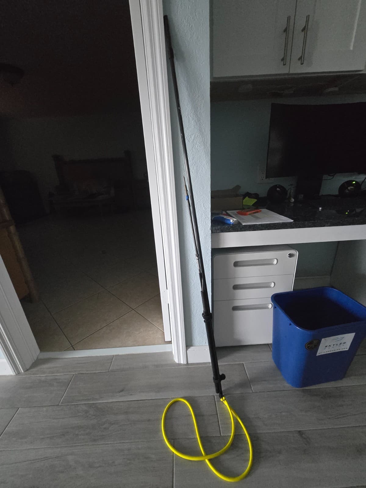 Sea stinger pole spear