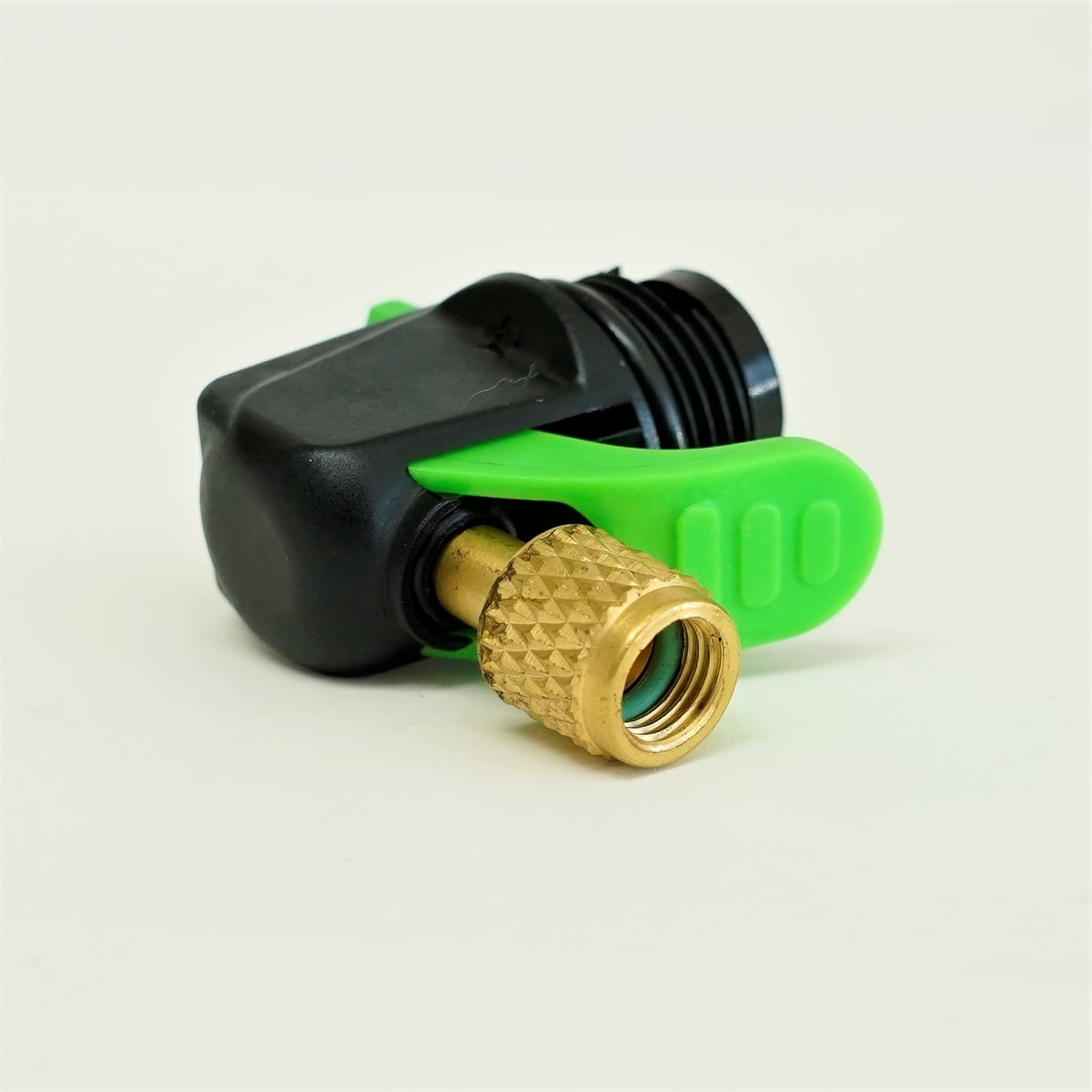 Vapco HVAC XPress Seal Direct Inject CO2 and Injector Devise 3