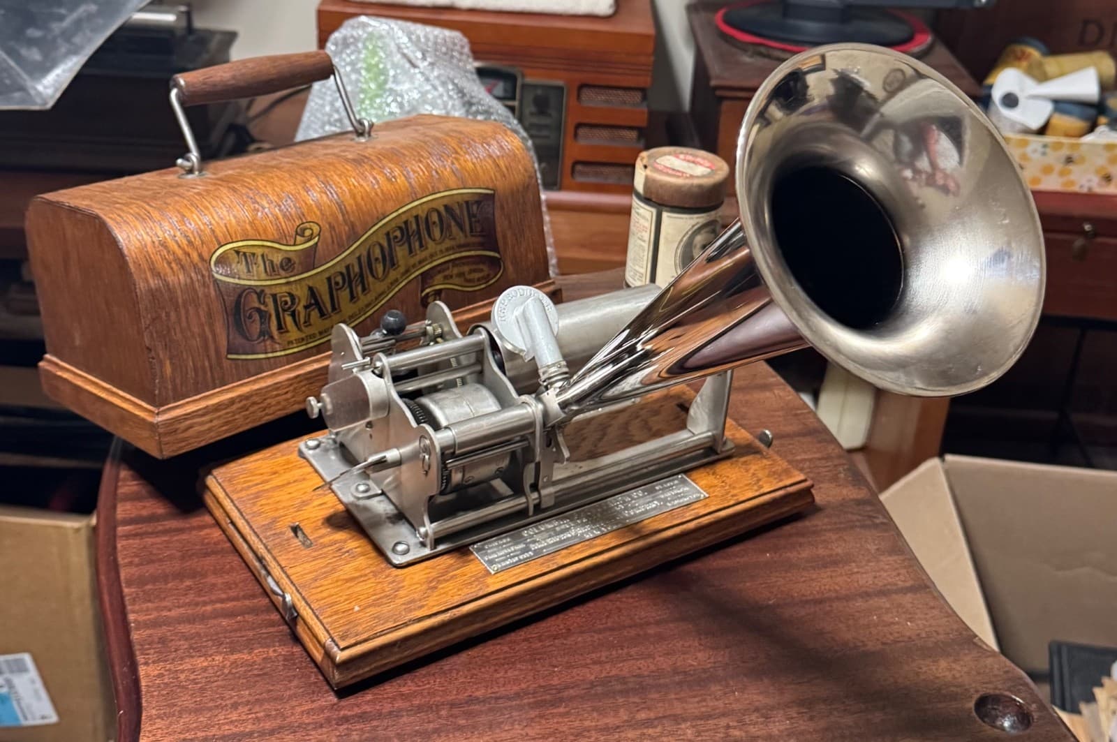 Graphophone Eagle (Model B) Phonograph 2