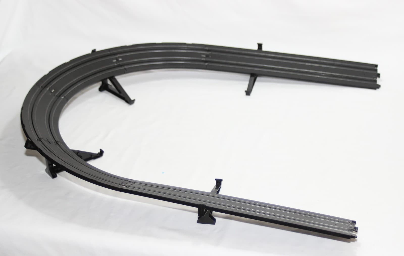 AFX 70625 12" Radius Banked Curve Set Complete FREE SHIPPING! 4