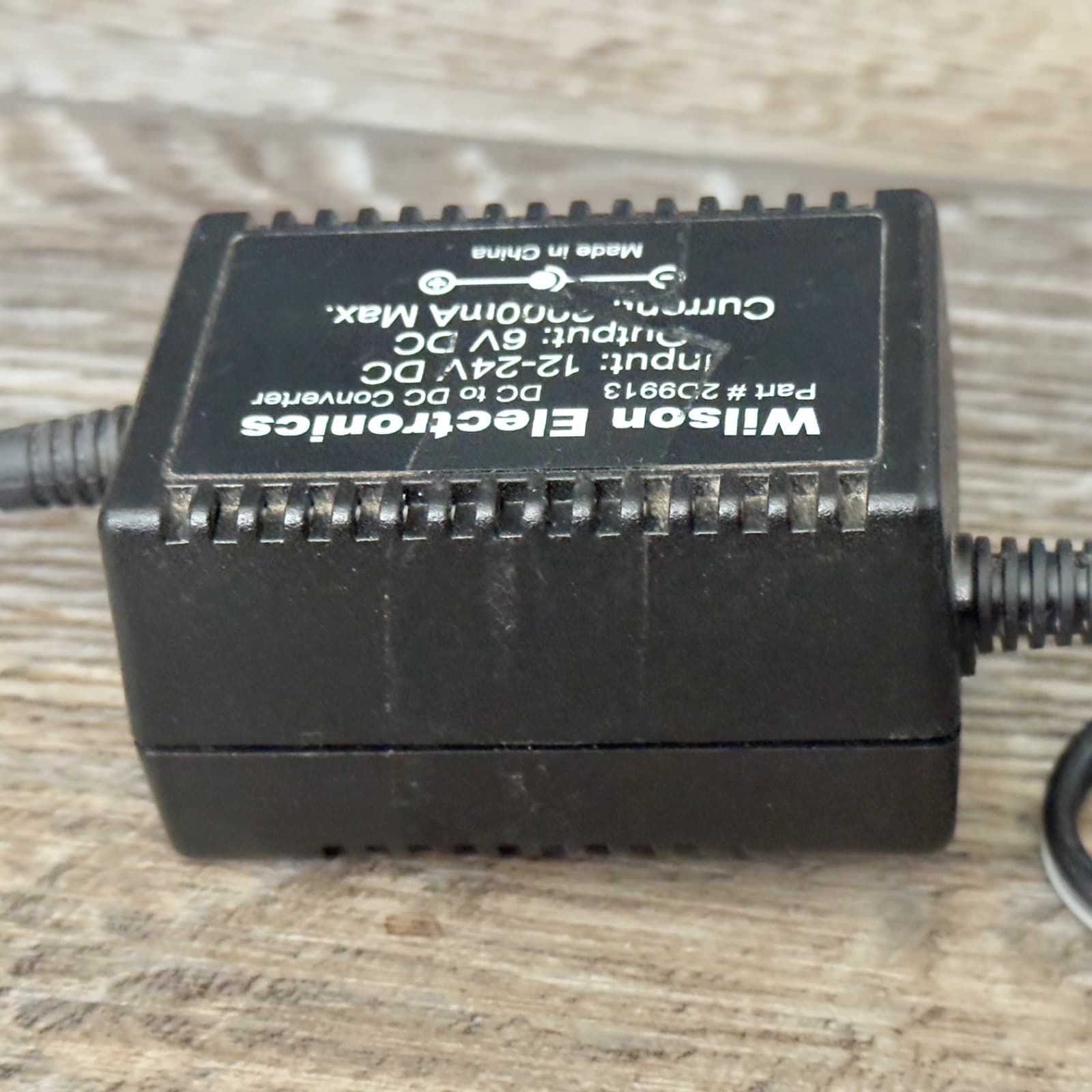 Wilson Electronics 2D9913 DC to DC Converter 12-24V Input 6V Output Tested 6