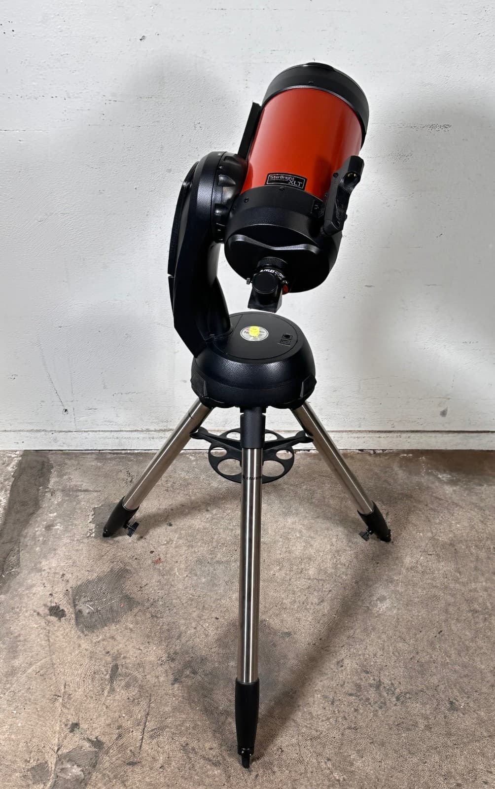 Celestron Nexstar 6SE Telescope w/ Tripod, Accessories & Original Box (Open Box) 4