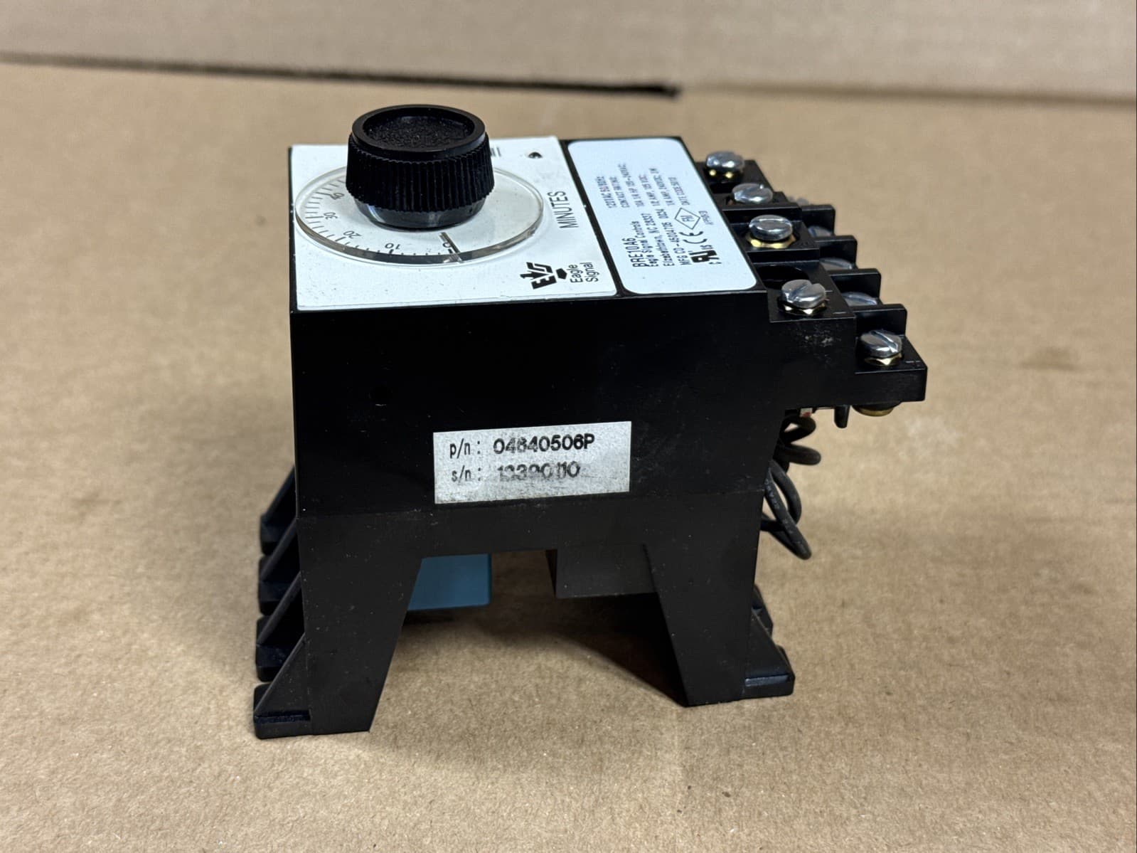 NEW Eagle Signal BRE10A6 Electronic Timer 60 Minute 120V-240V FAST SHIPPING 6