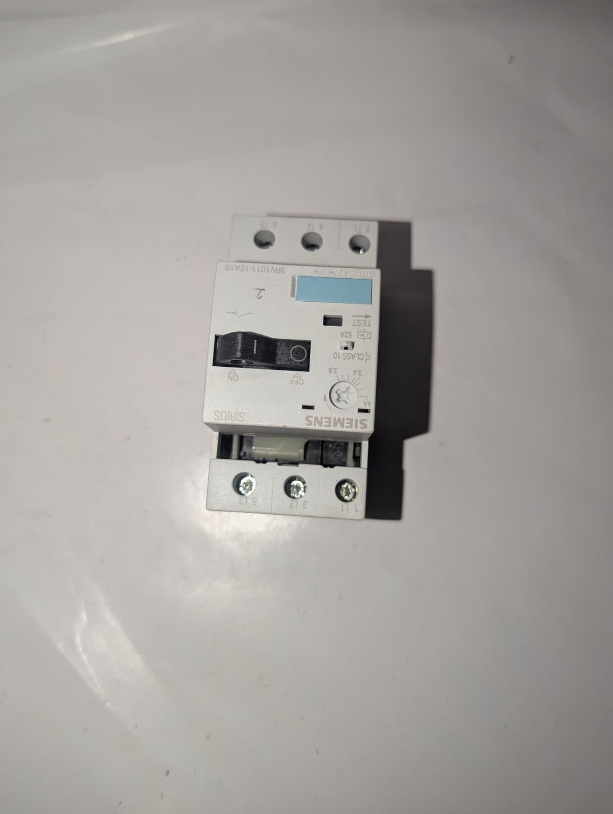 NEW GENUINE SIEMENS 3RV1011-1EA10 MANUAL MOTOR CONTROLLER 4