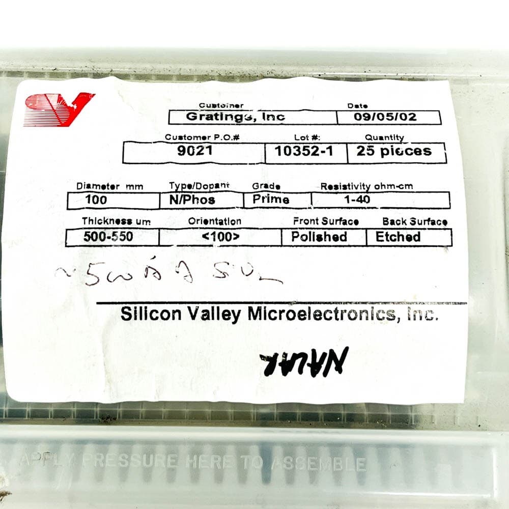 SVM Silicon on Insulator SOI Wafer 4 in 100 mm N Phos Prime Grade 5 Pcs w/ Case 2