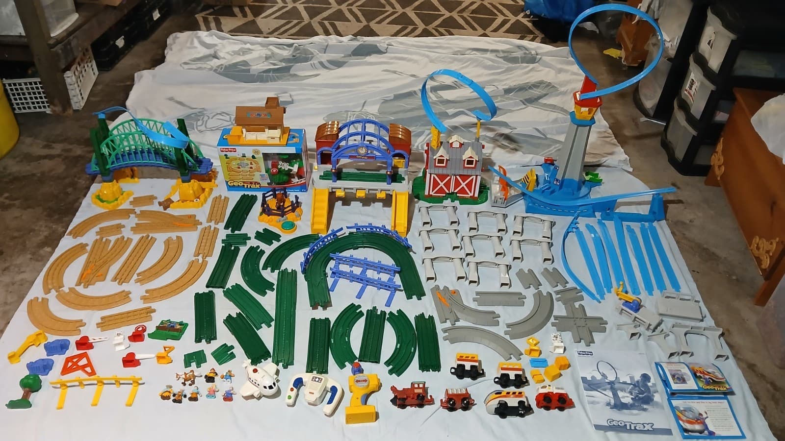 Huge Geo Trax And Geo Air Lot Central Station Barn Bridge Expansions