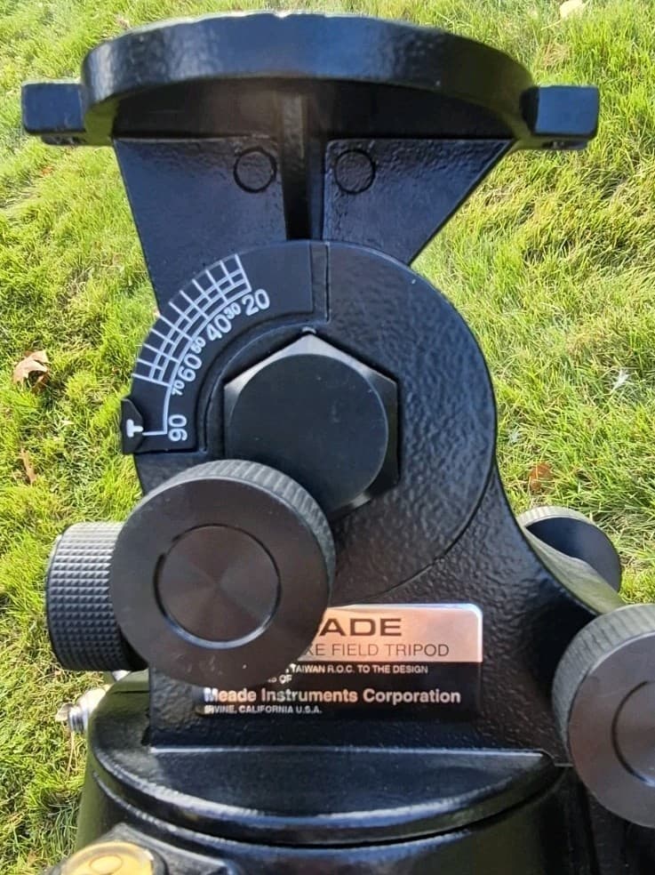 Meade #883 Deluxe Field Tripod For Etx-90ra, Etx-90ec, and Etx-125ec Telescopes 6