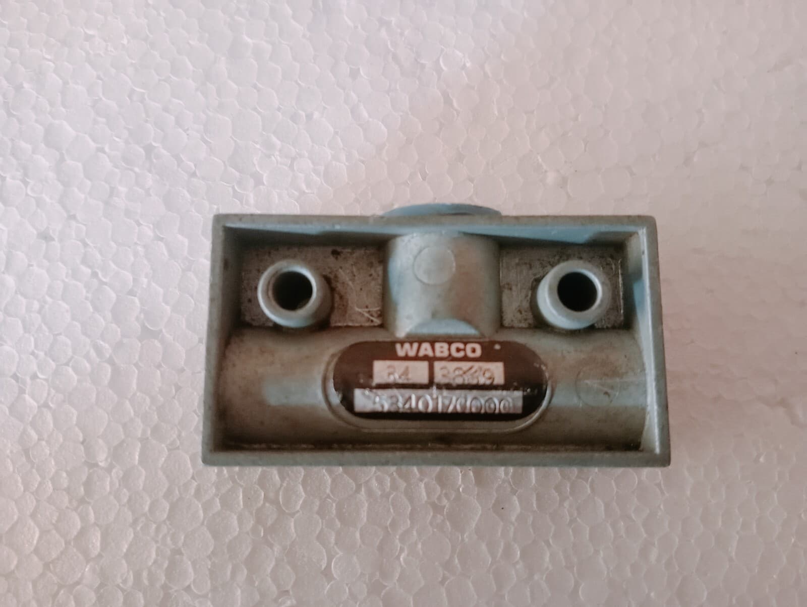 Wabco 5340170000 Pneumatic Shuttle Valve 2