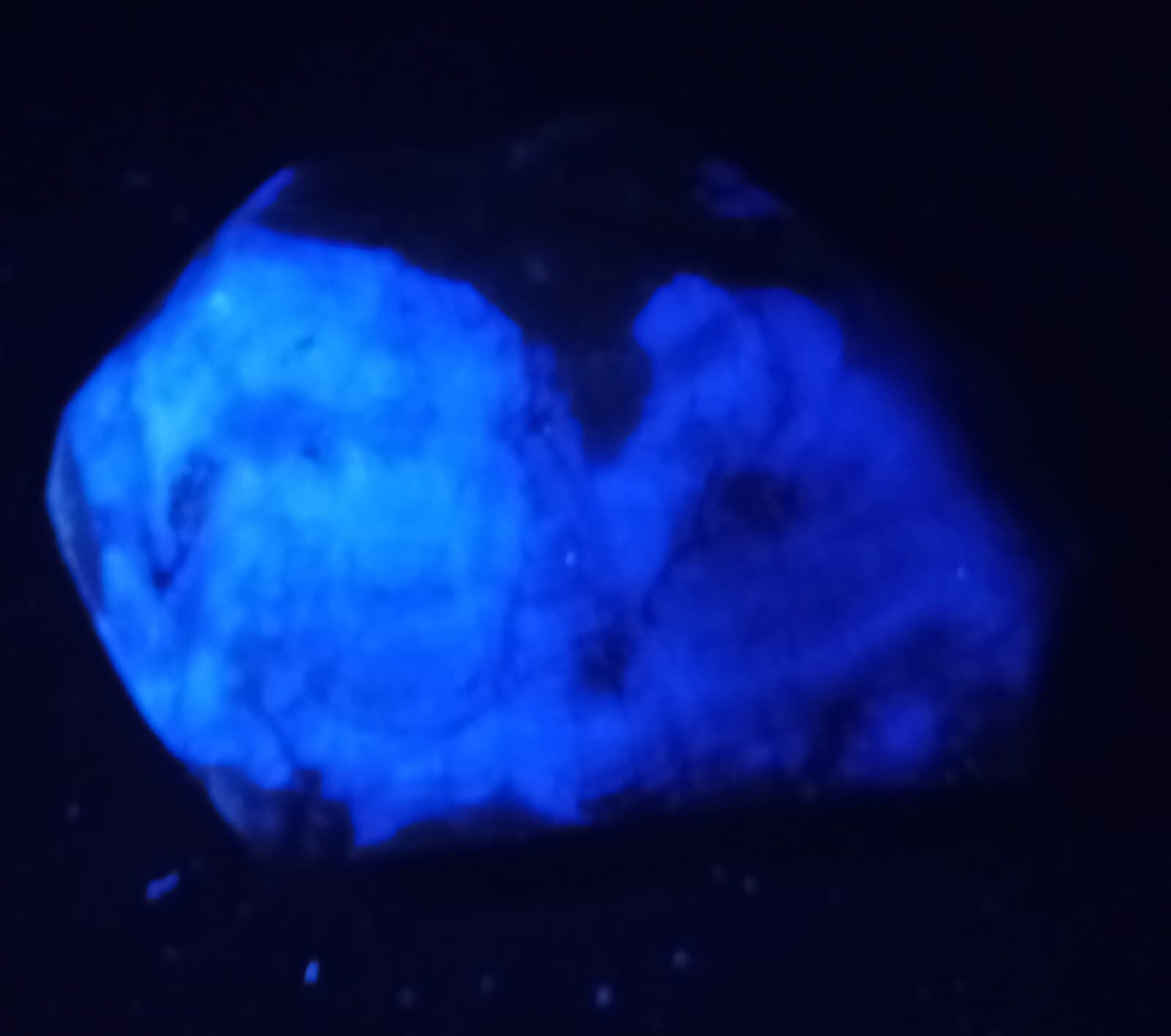 Mirror Polished Marvelous Blue Green Fluorite Uv Reactive Fluorescent 3