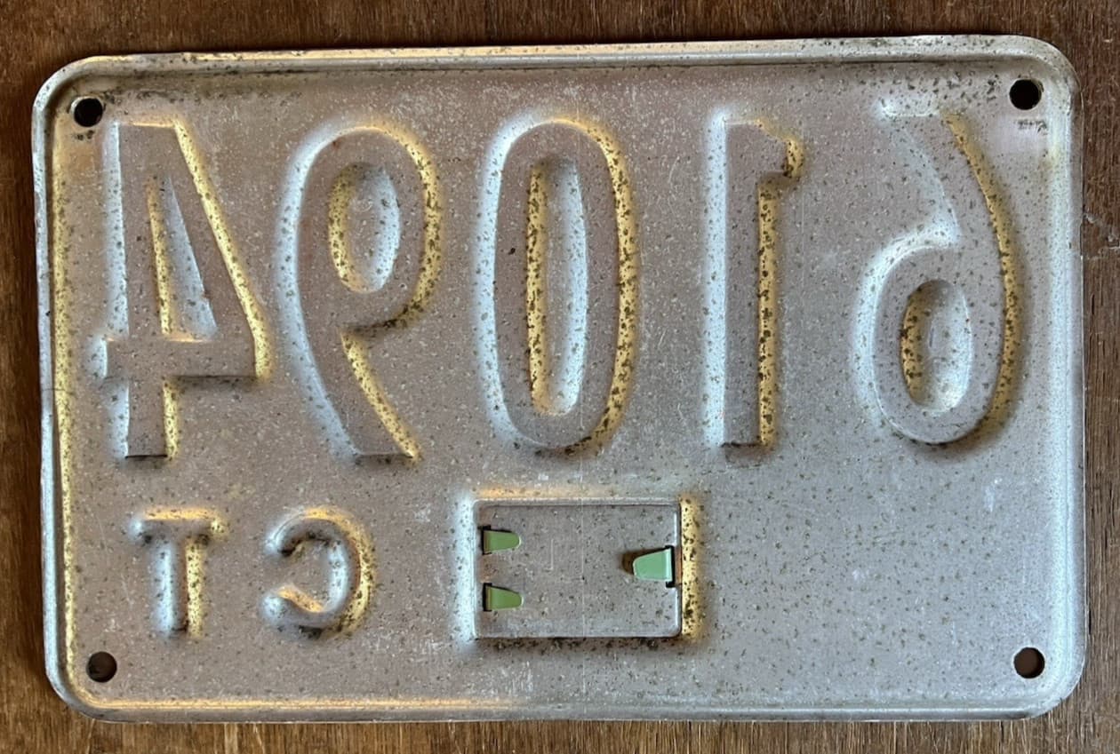1955 Connecticut Passenger License Plate (#61094) 2