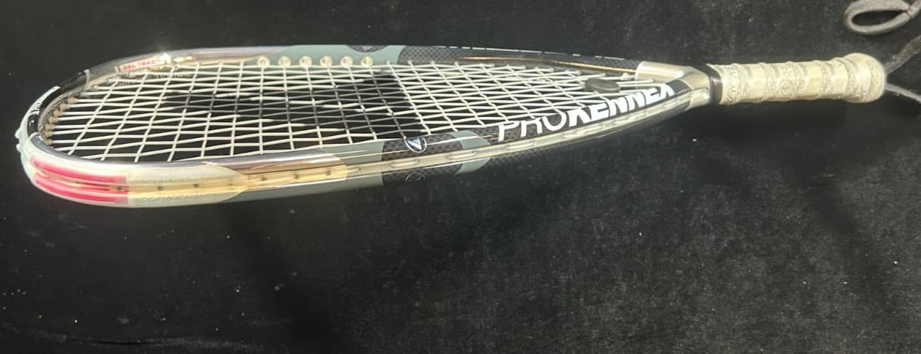 ProKennex Platinum shadow 175 Racket NICE!!!* 3