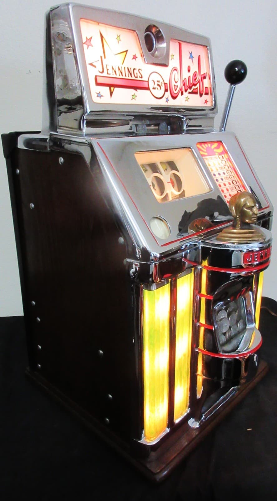 Jennings 25c Chief Amber Lite Up Tic-Tac-Toe Slot Machine, Circa 1940's 5