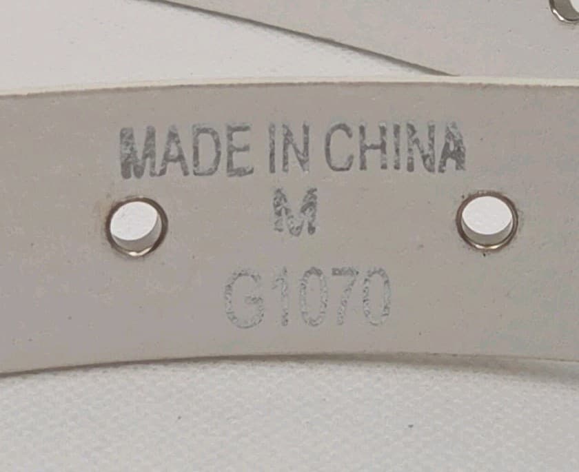 Girls White Flower Belt Size Medium New 3