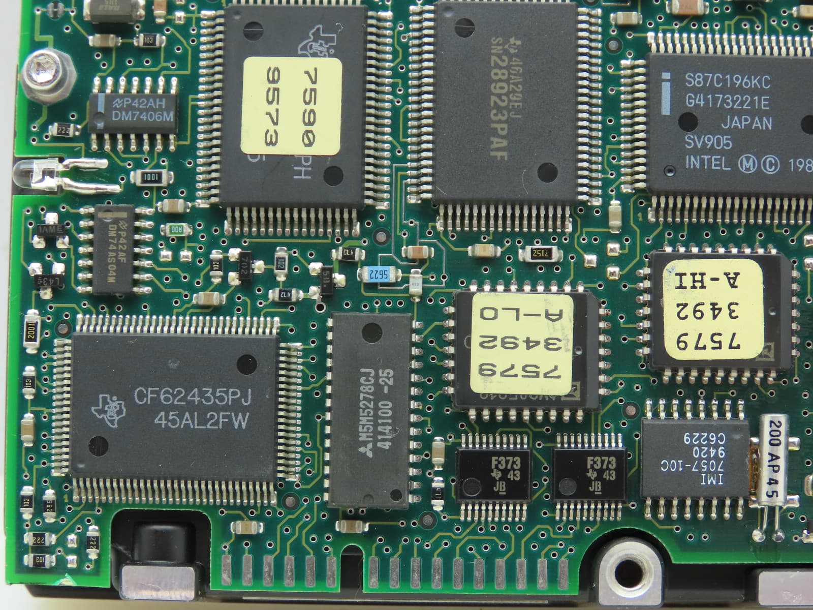 Honeywell ST3600N Seagate Redundant Drive Controller Board SCSI Hard Drive Servo 5