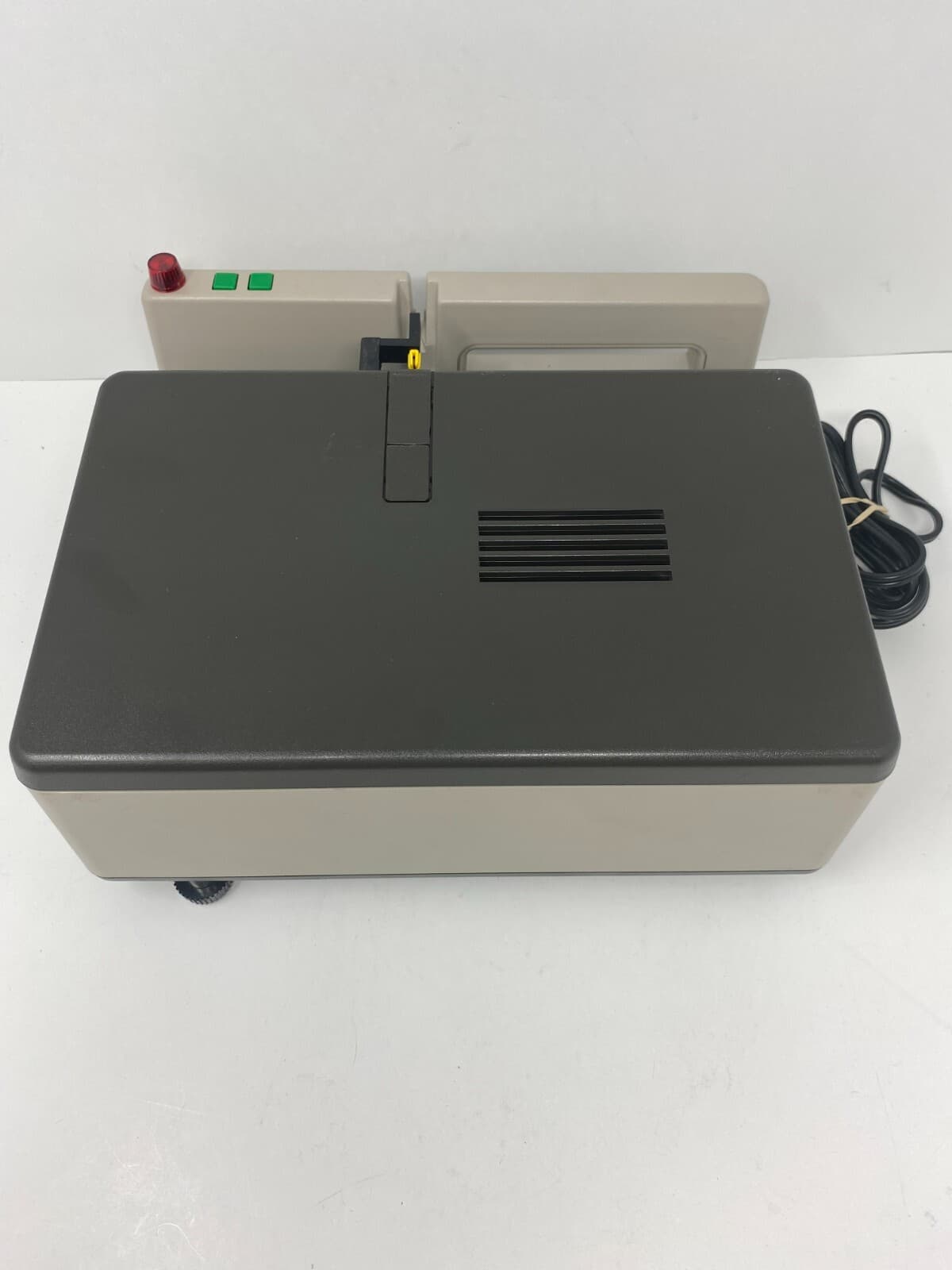 Pradovit 153 IR Projector with Remote Control 5