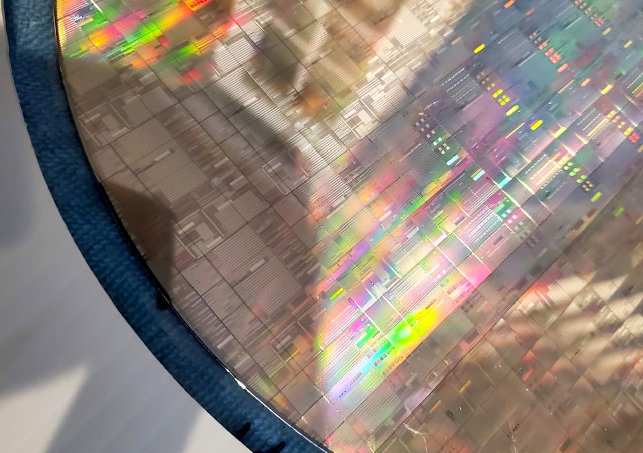 Silicon 300mm Semiconductor Wafer Specimen Diced IC Chips Educational Example 5