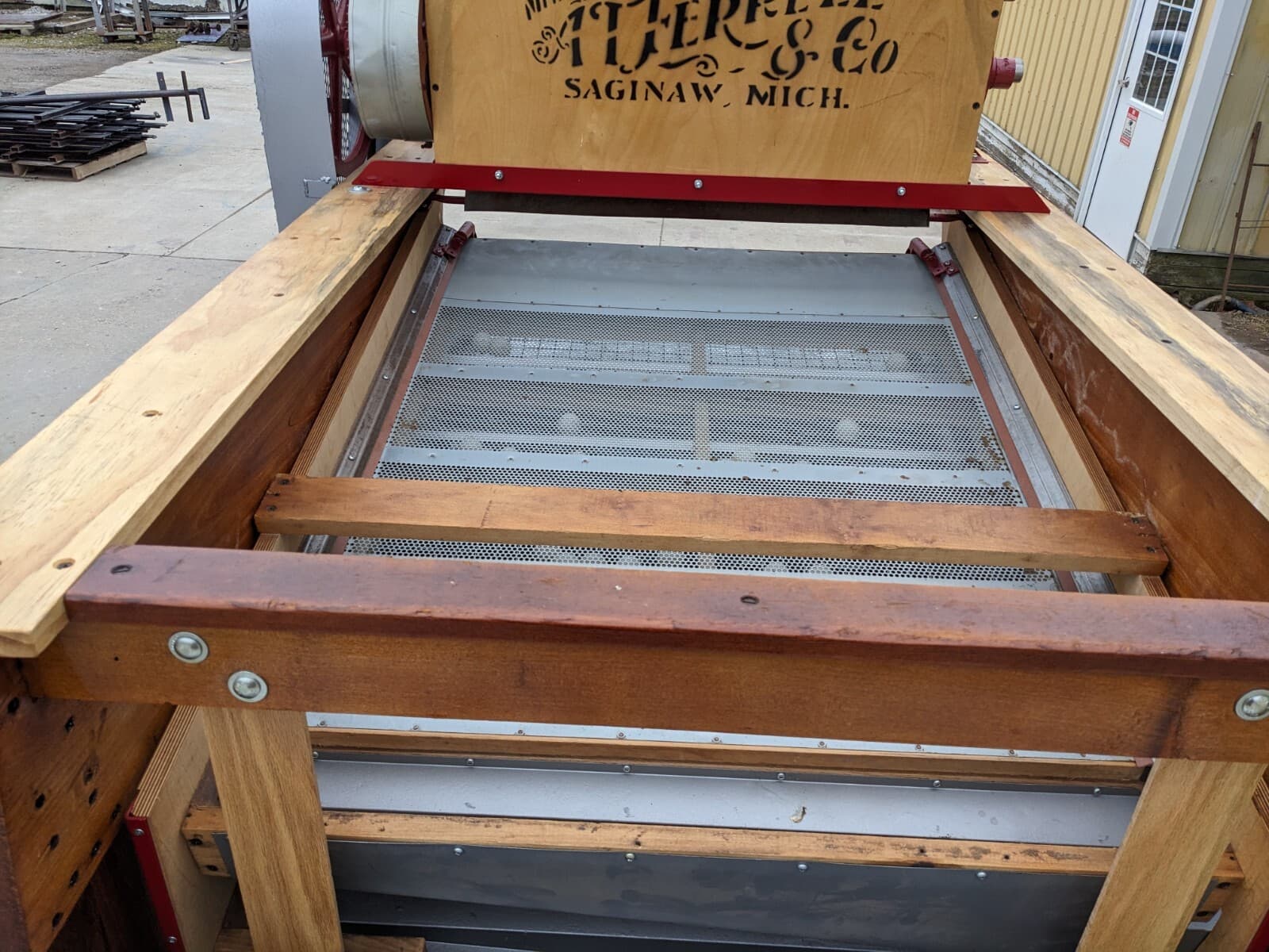 Clipper Seed & Grain Cleaner (Fanning Mill) Super 47 Seed Separator 6