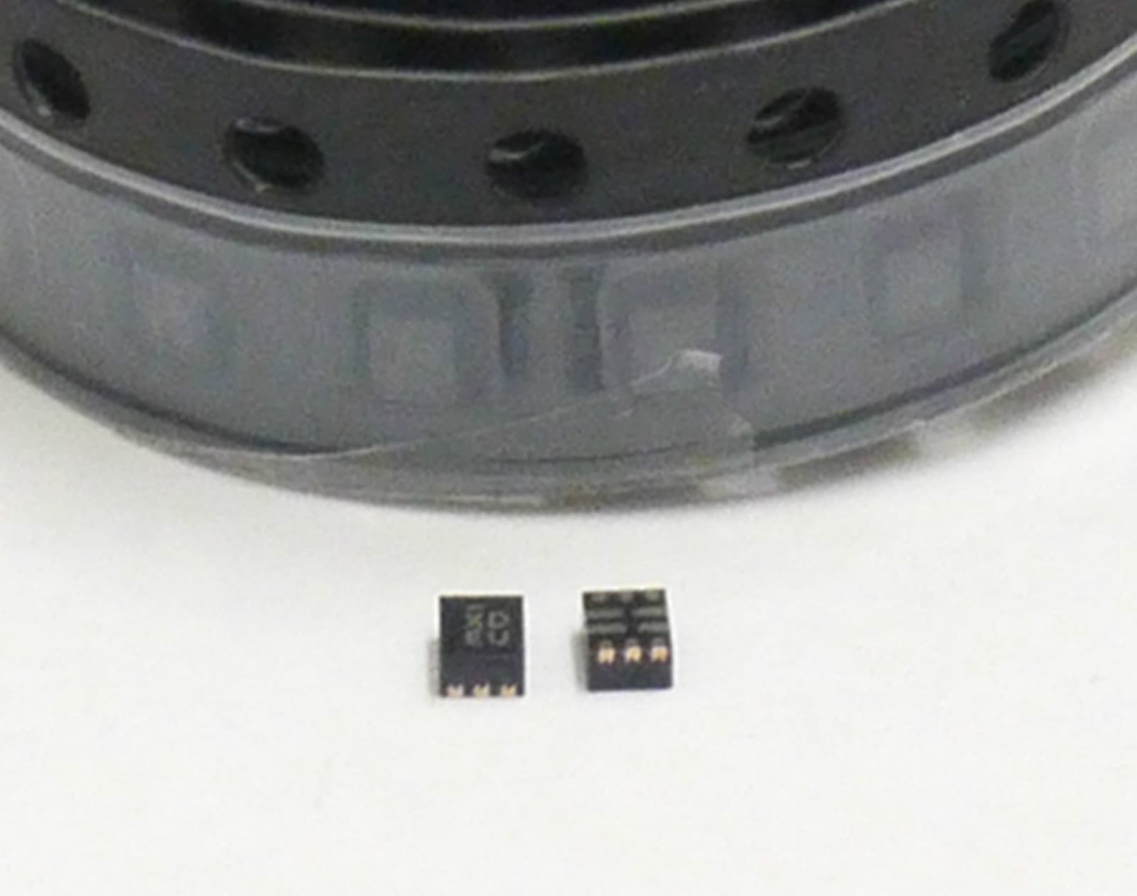 Pericom PI3USB102ZLE Power IC Chip Chipset 4