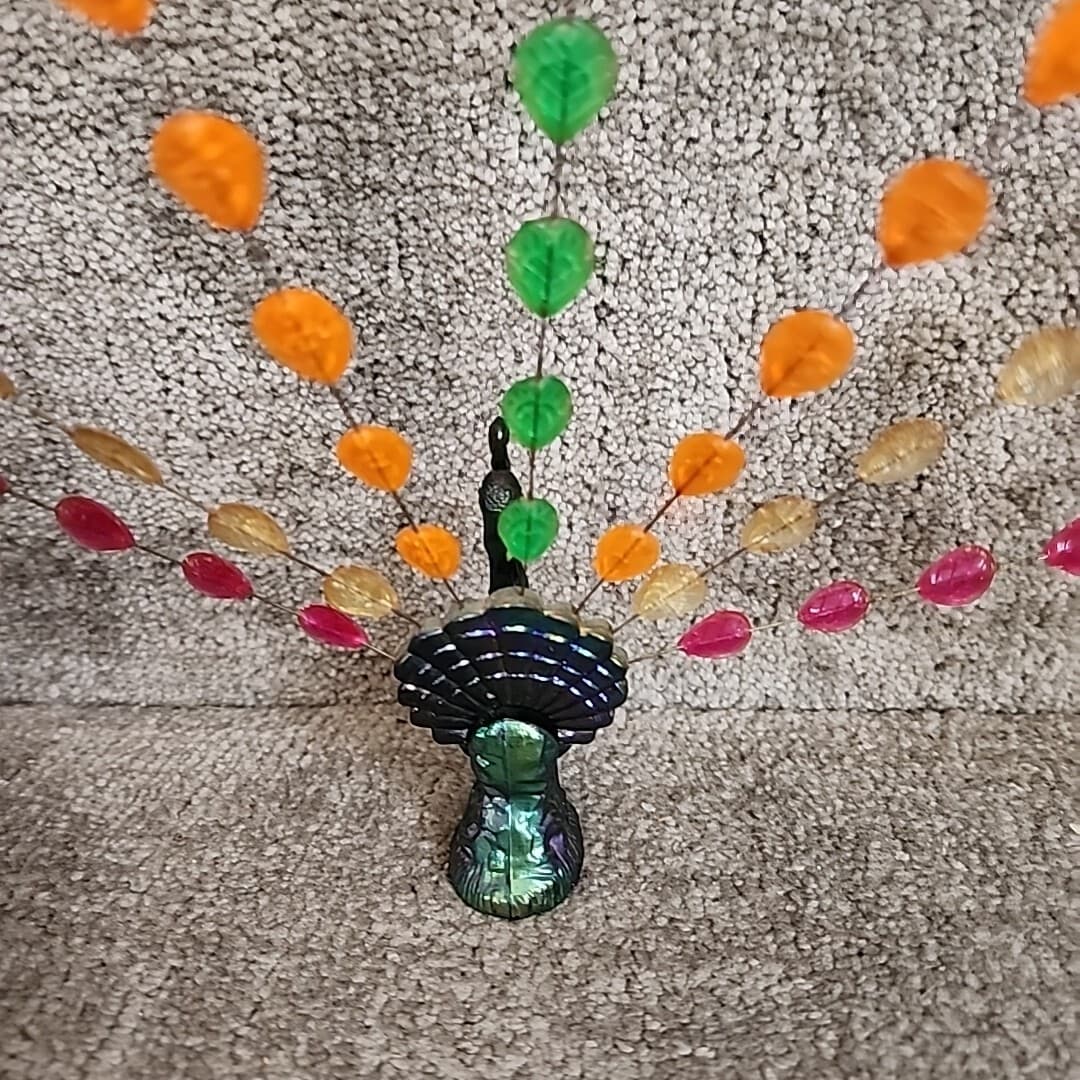 Vintage Plastic MCM Iridescent Peacock w/ Wire Feathers Figure 6