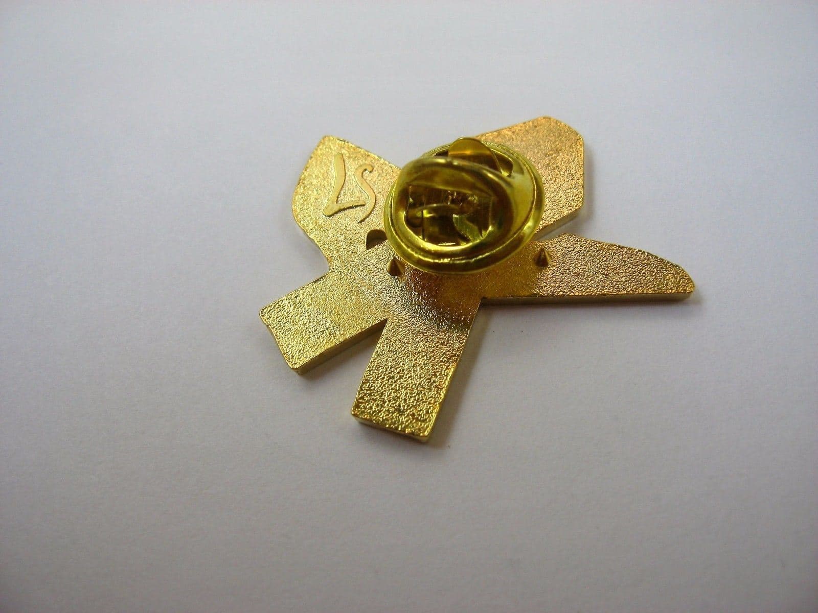 Vintage Collectible Pin: Breast Cancer Pink Ribbon High Heel Shoe Design 3