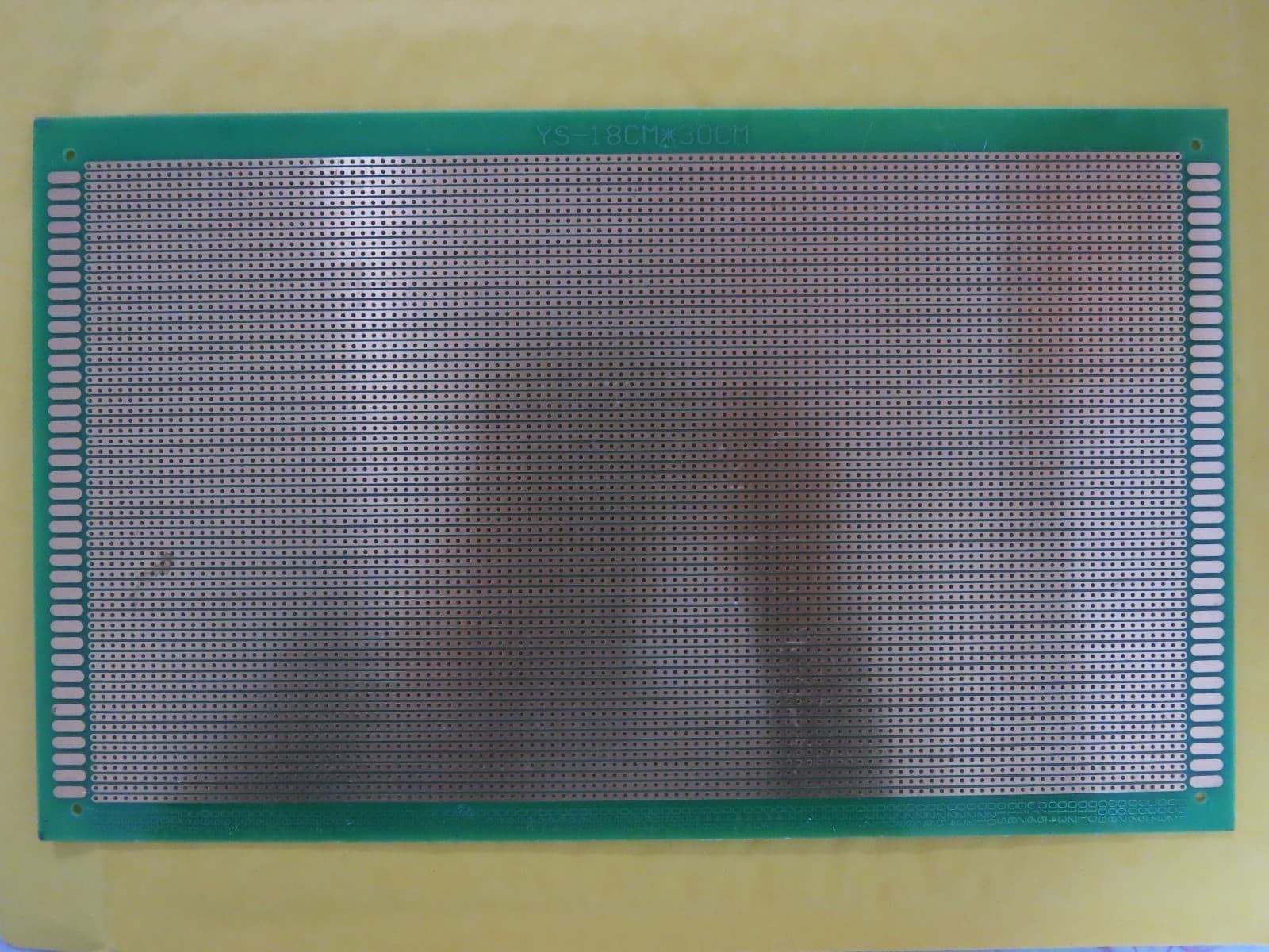 18x30cm Stripboard Prototype paper circuit Board Breadboard vero joint hole FR4 5