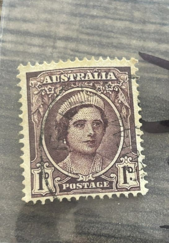 Australia 1943 Queen Elizabeth 1d Stamp   #79 3