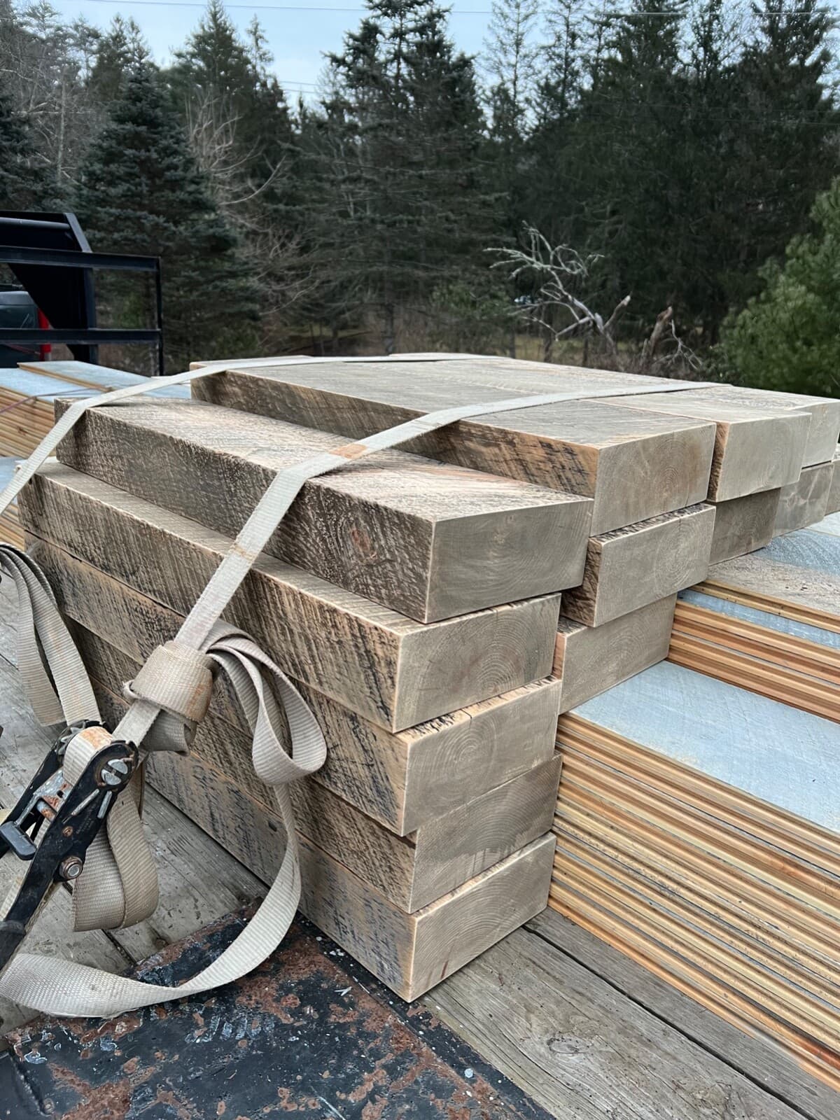 Circle sawn timbers and beams 2