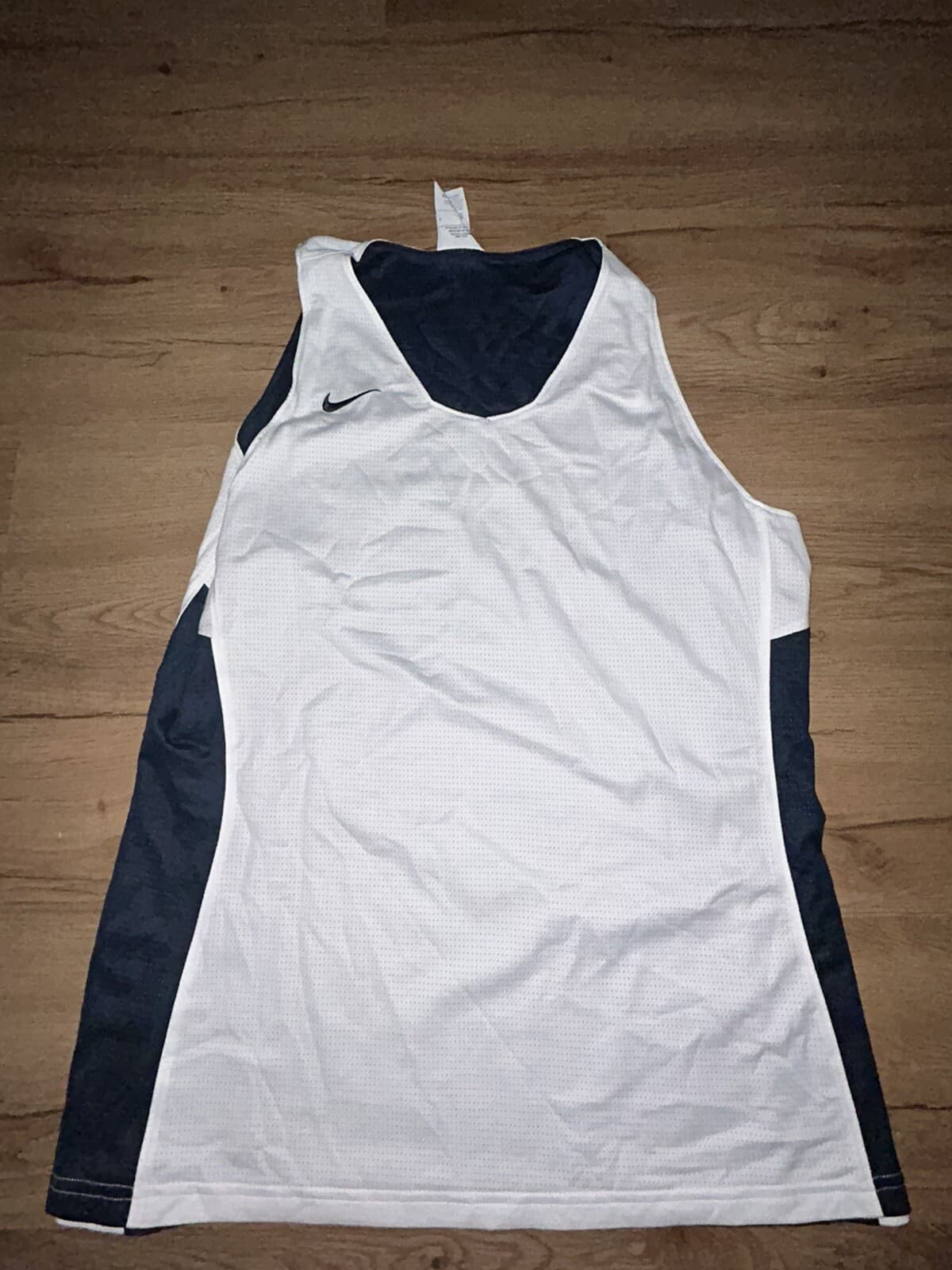 NIKE WOMENS BASKETBALL REVERSIBLE JERSEY TOP SIZE LARGE NAVY/WHITE NWOT 2