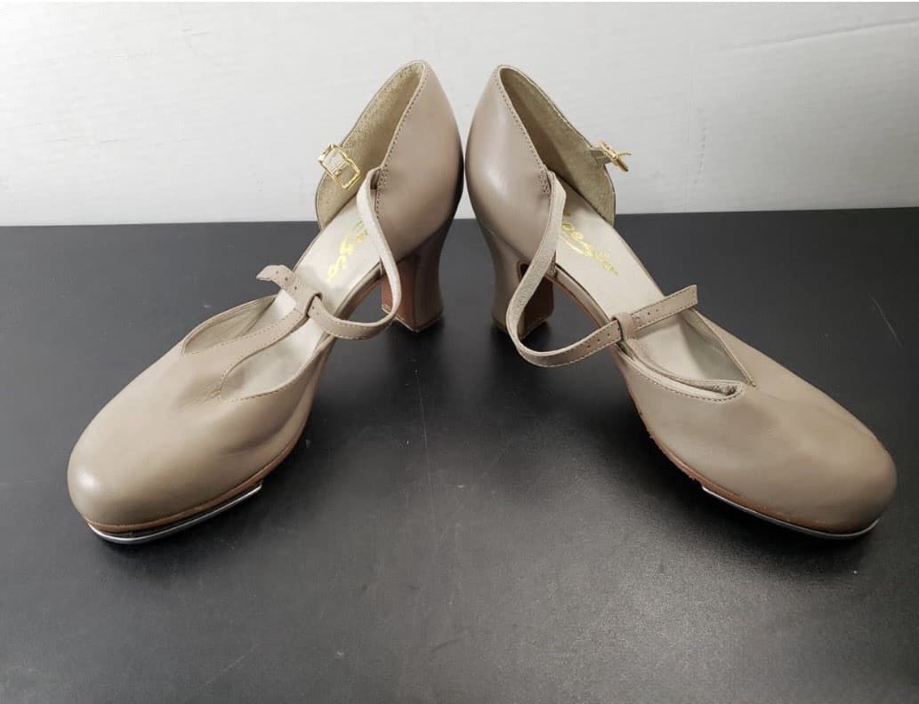 Capezio Closed Toe T Strap Character Tap Shoes 7.5W 3