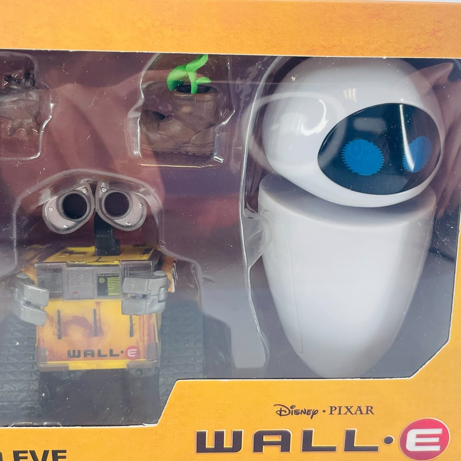 Wall-E And Eve Mini Robot Movable Action Figure Party Toys Gift New in Box 6