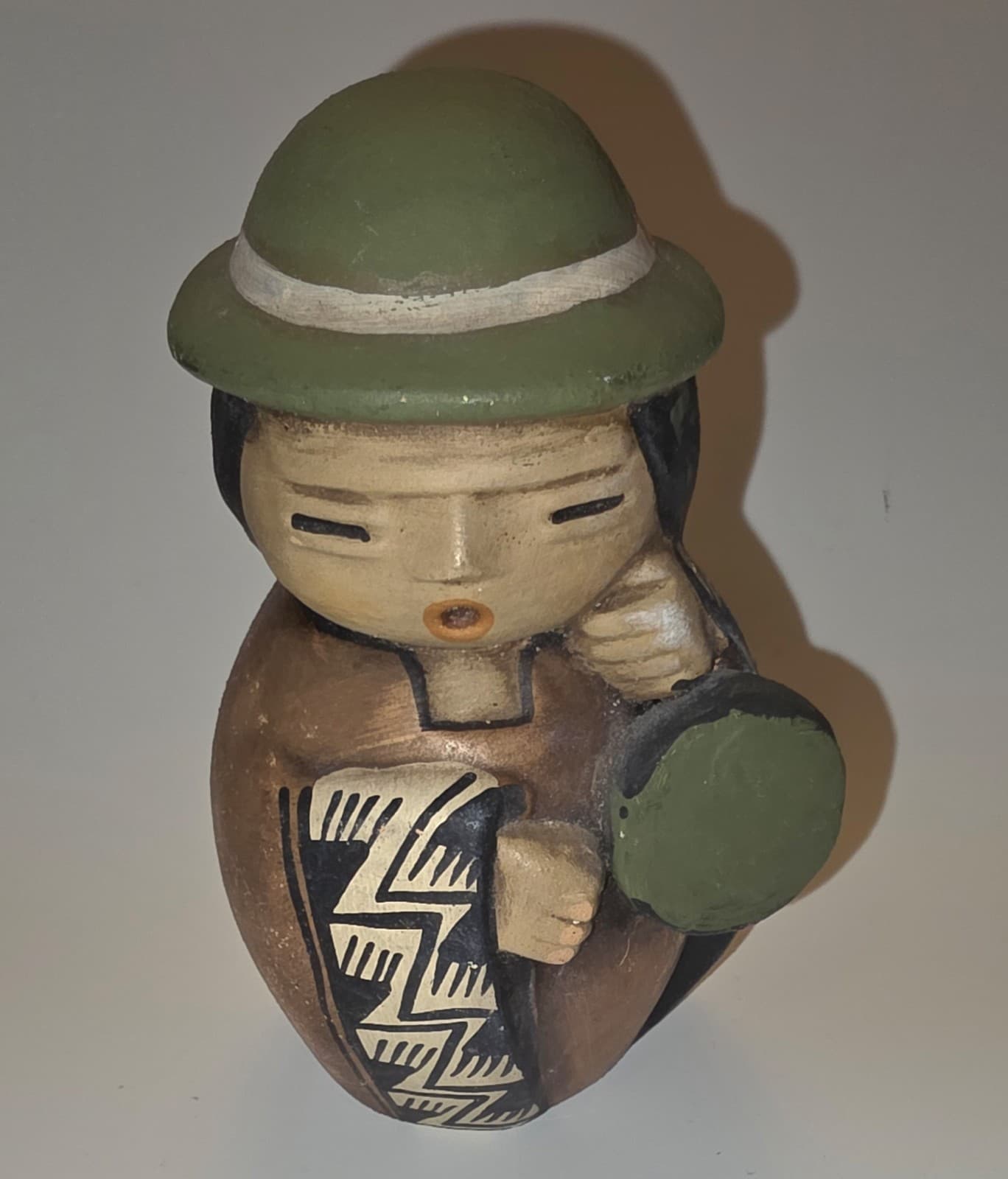 Peruvian Terra Cotta Figurine 4.5" Tall 3