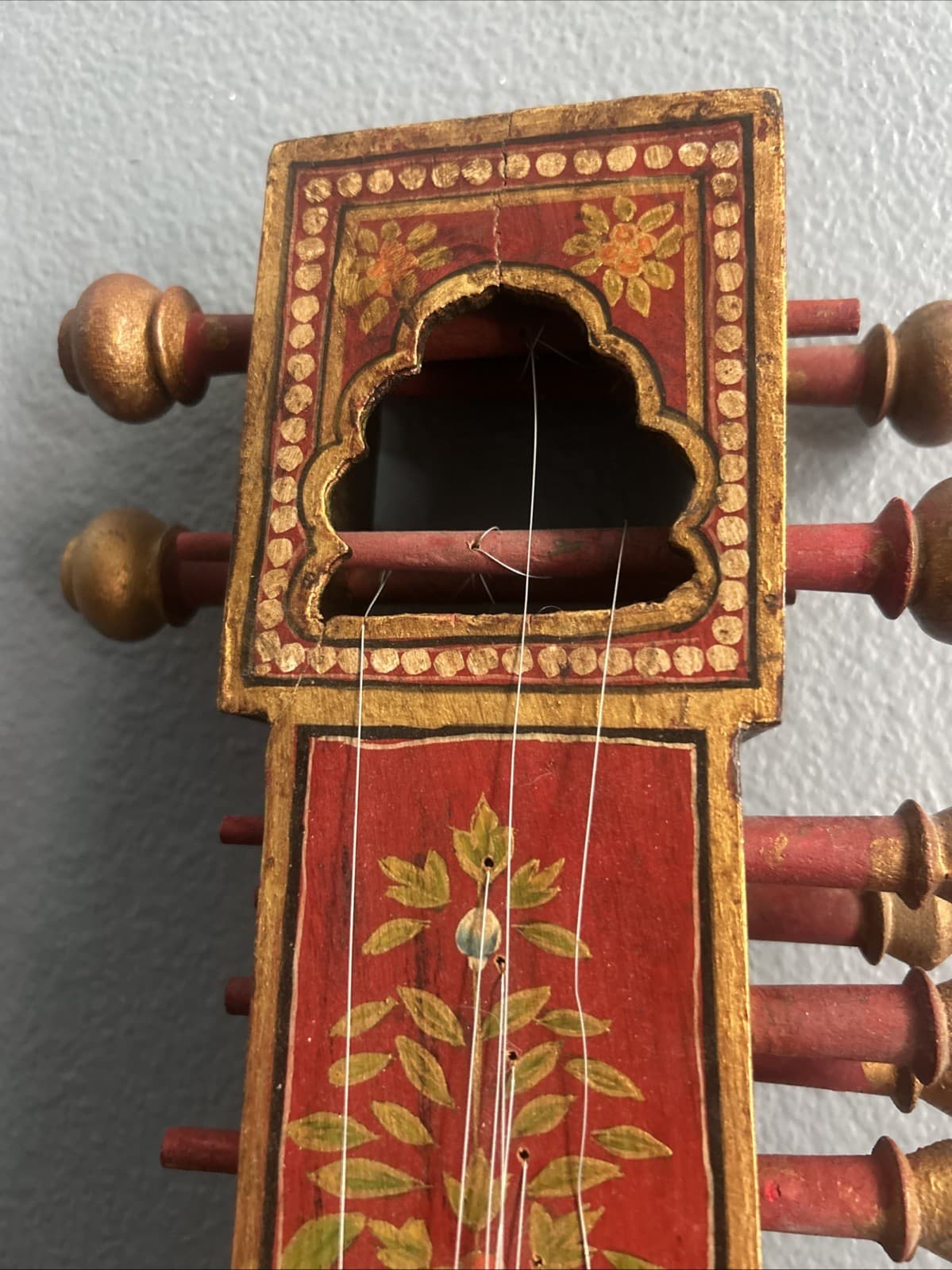 Hand-Carved Sindhi Sarangi Indian Rajasthani Museum Quality (Chikara Red Vintage 5