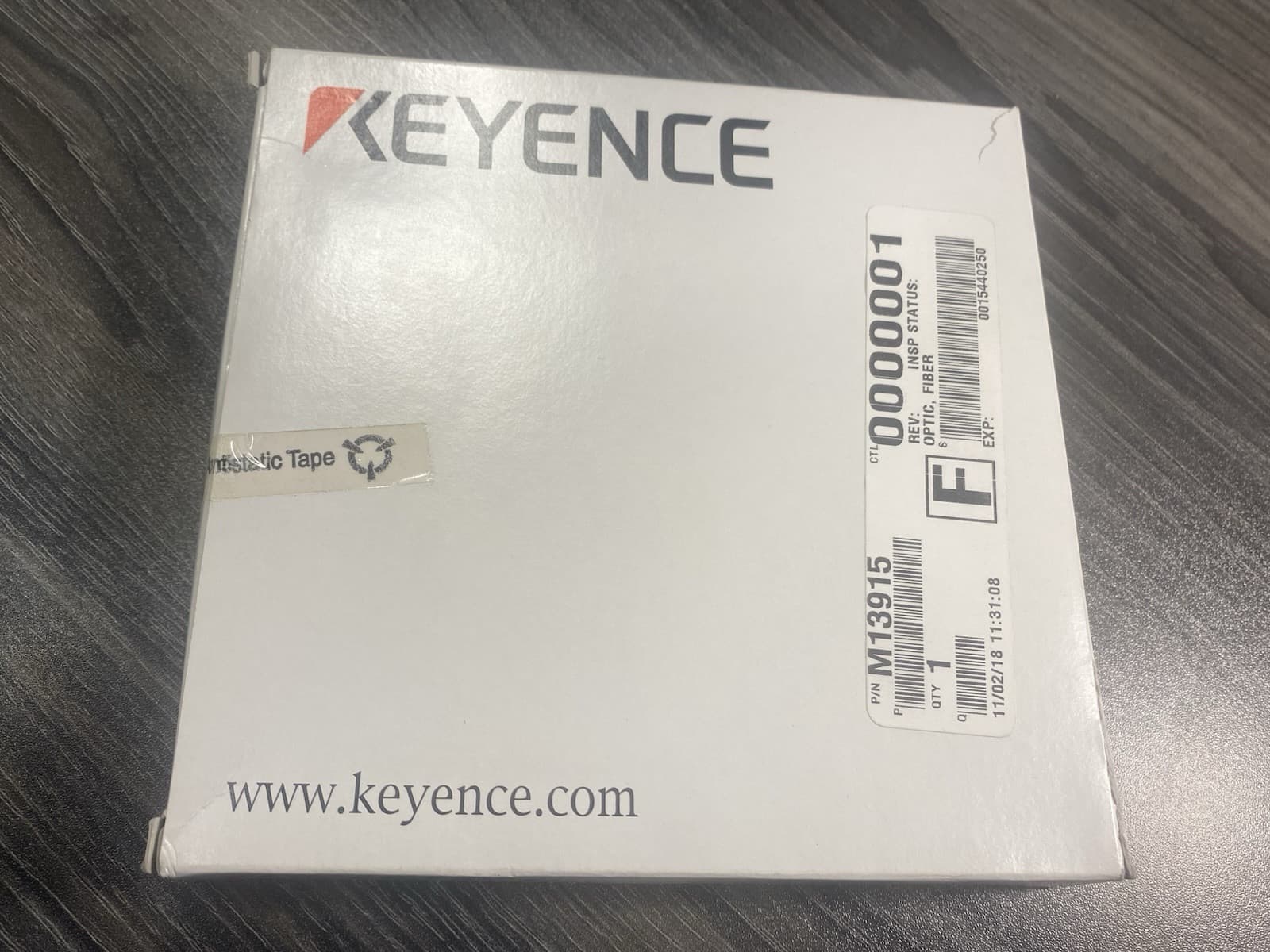 Keyence FU-77V Thru-Beam Fiber Optic Sensor 2M Cord M4 Connection - USA 2