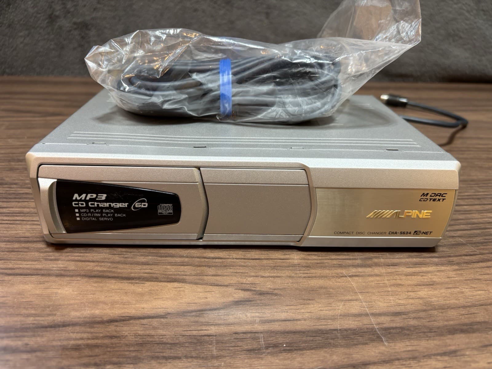 OLD SCHOOL ALPINE CHA-S634 6 Disc CD Changer
