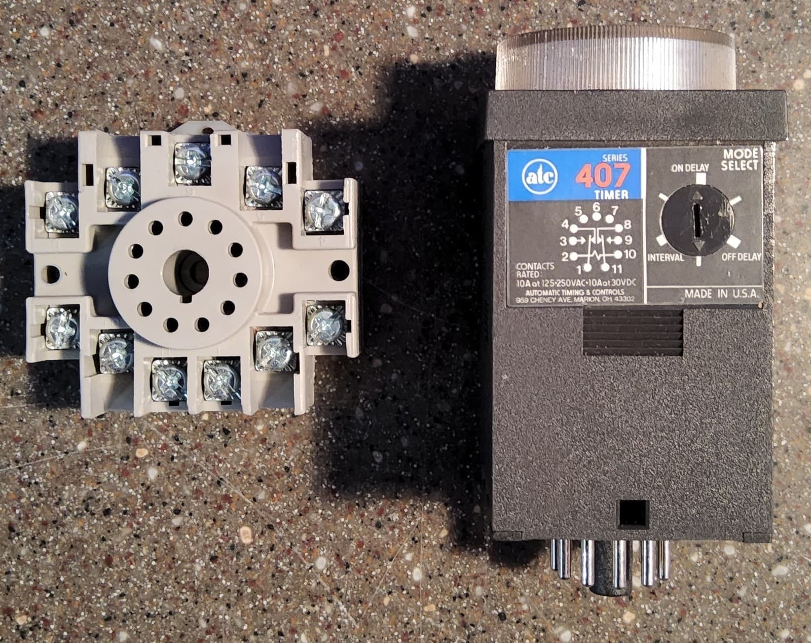 ATC Series 407 Timer with base 2