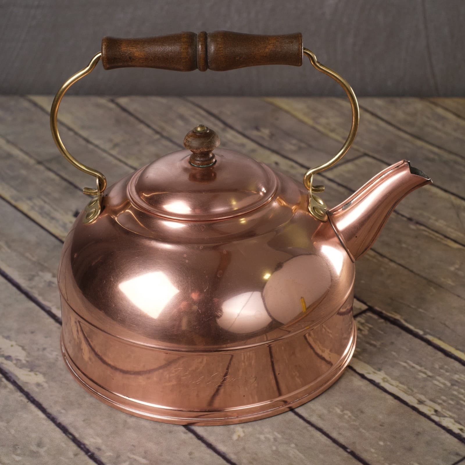 REVERE WARE Copper & Brass Tea Kettle 2 Quart Rome New York Wooden Handle Lid