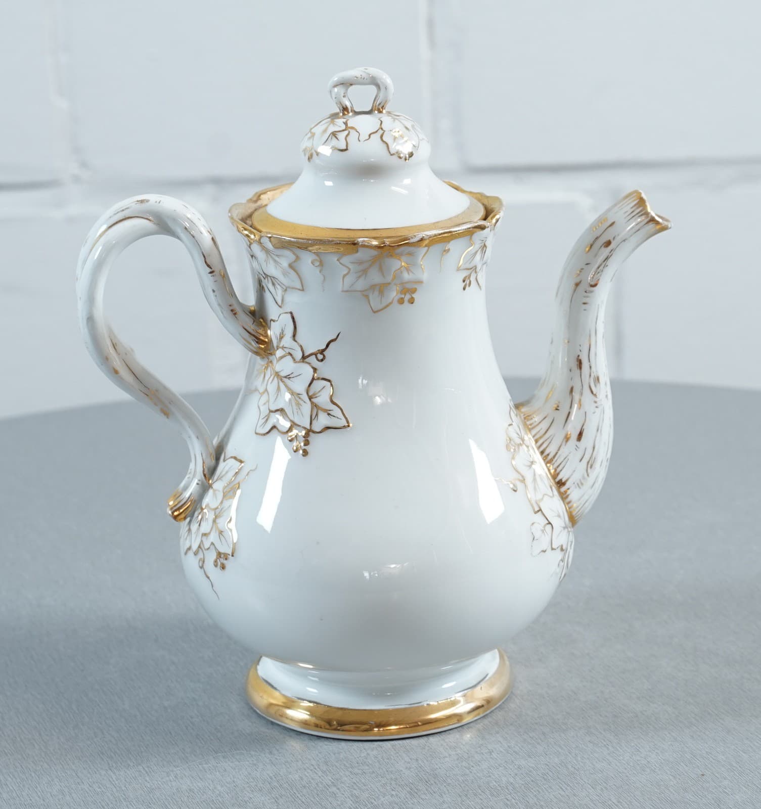 magnificent Meissen coffee service 9 pieces for 2 people gold decor 5