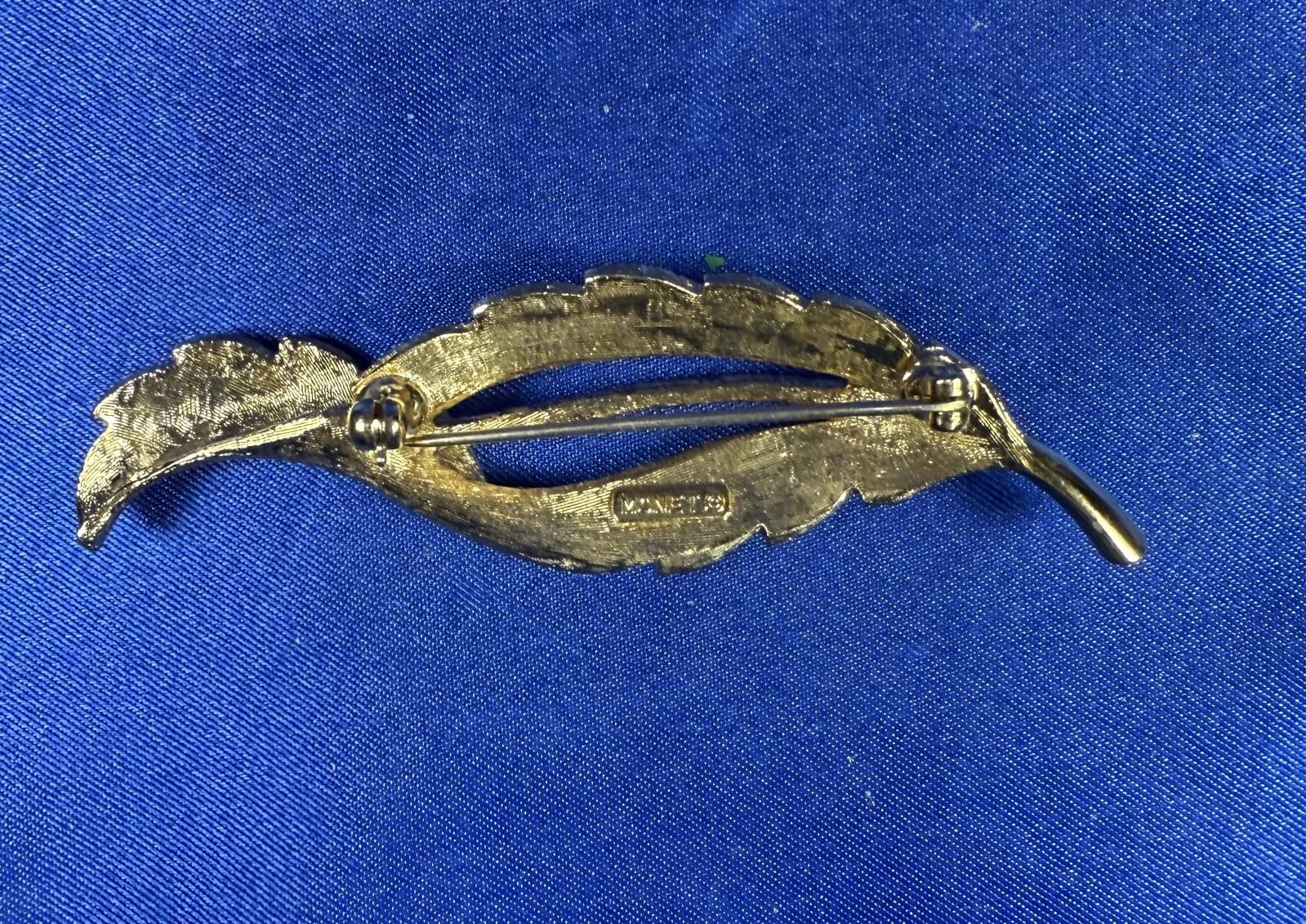 MONET Gold Tone Leaf Pin 2