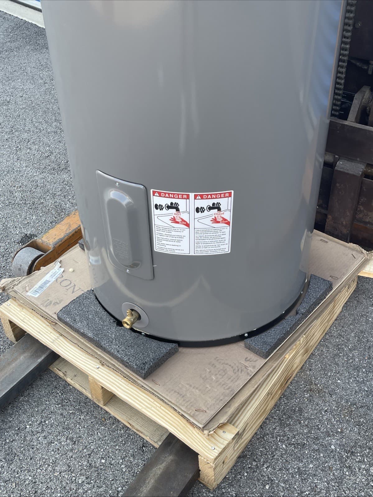 Rheem Eld80-Ftb 240V 80 Gal Electric Water Heater, Single, Three Phase 59.6 In H 3