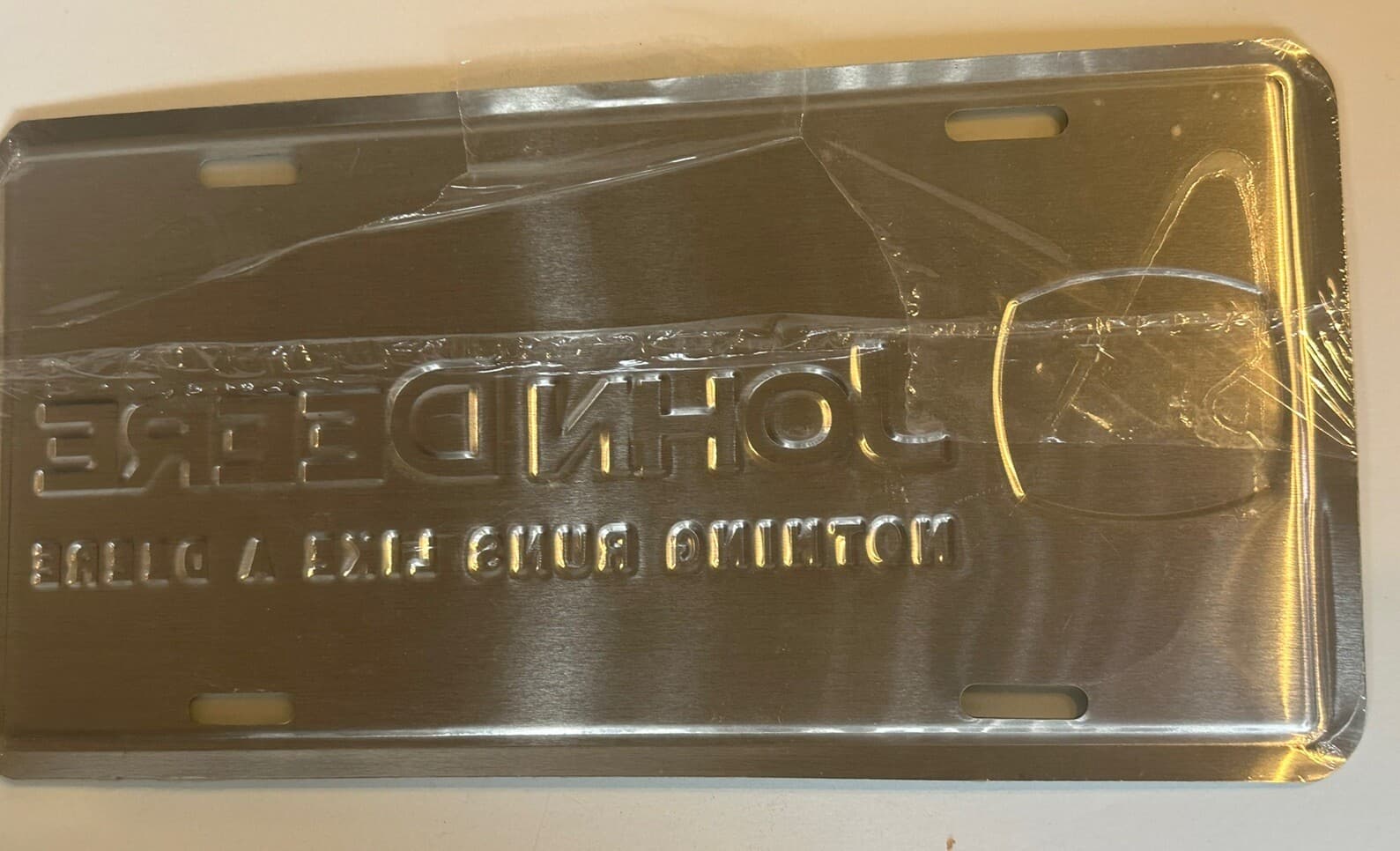 JOHN DEERE  METAL LICENSE PLATE NEW IN FACTORY PLASTIC Man Cave Collector Gift 2