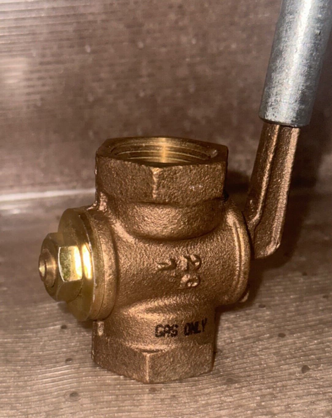 1 in. A.Y. MCDONALD # 10598 Bronze Lever Handle Gas Valve 3