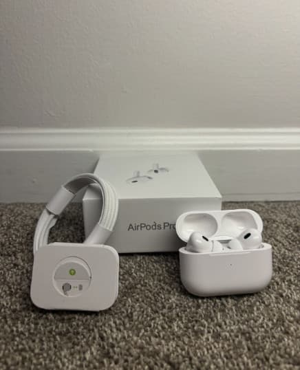 For Apple iPhone 2nd Generation Right Left Pods with Wireless Charging Case~Pro 2