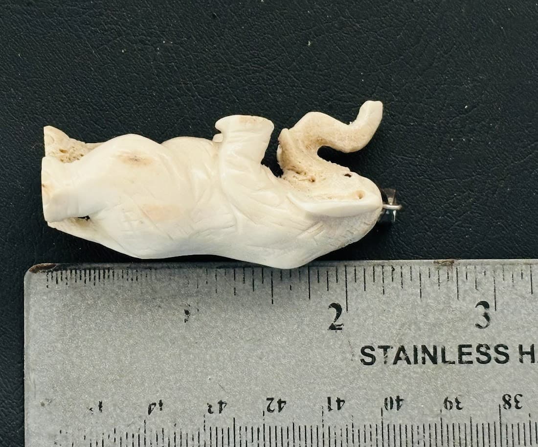 Bali Indie Custom Carved Bone Shed  ELEPHANT Figurine Figure KEYCHAIN Charm 2