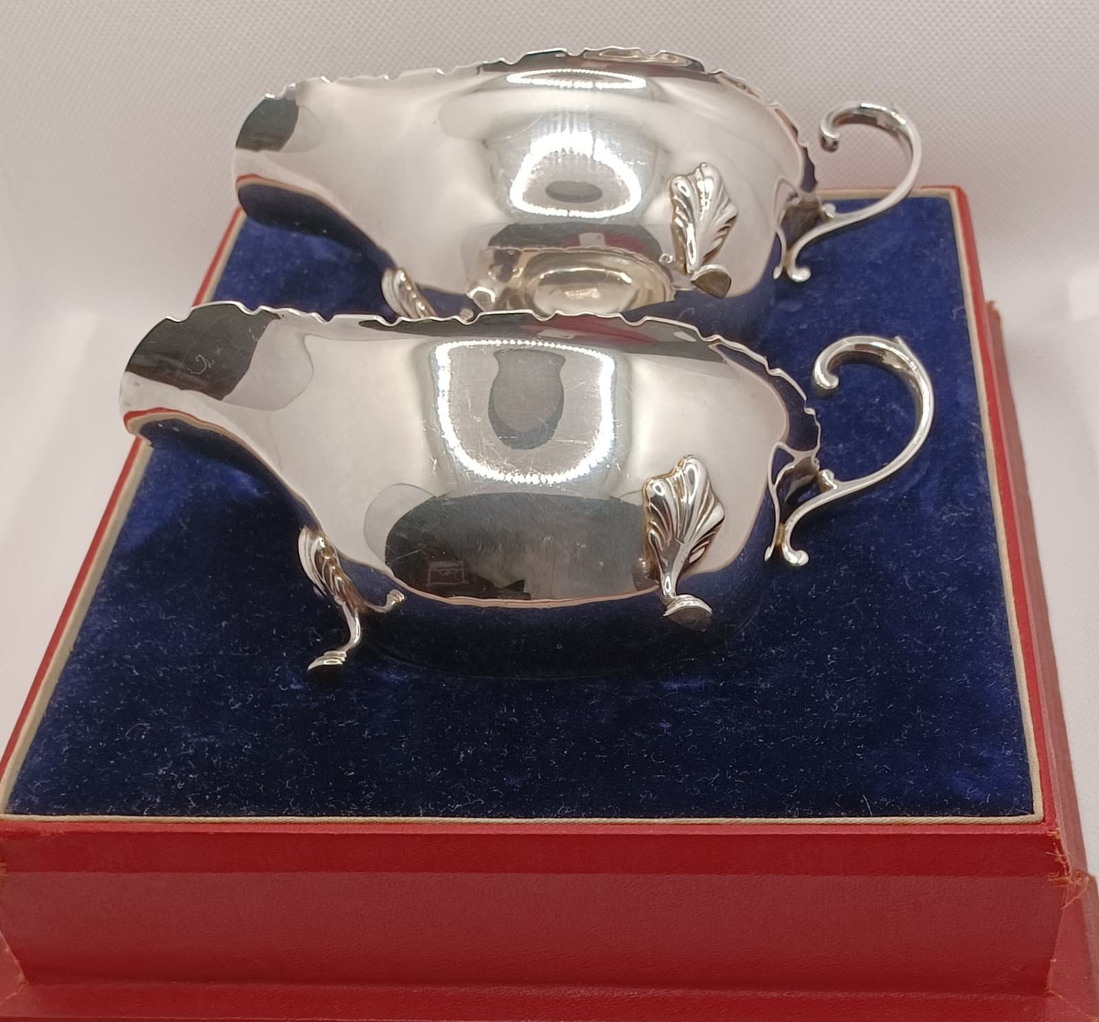 Pair English Sterling Silver Sauce Gravy Boats Birmingham 1939 Davis Duff BOXED 5