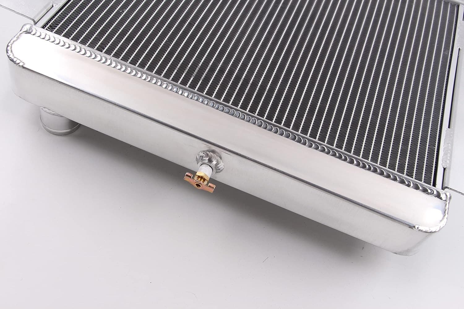 3 Rows Aluminum Radiator For Chevy 1962-1967 II Nova BASE/SS 6CYL V8 63 64 2