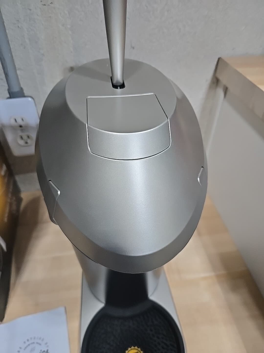 Fizzics FZ101 Portable Beer Enhancement System Micro-Foam Technology Open Box 6