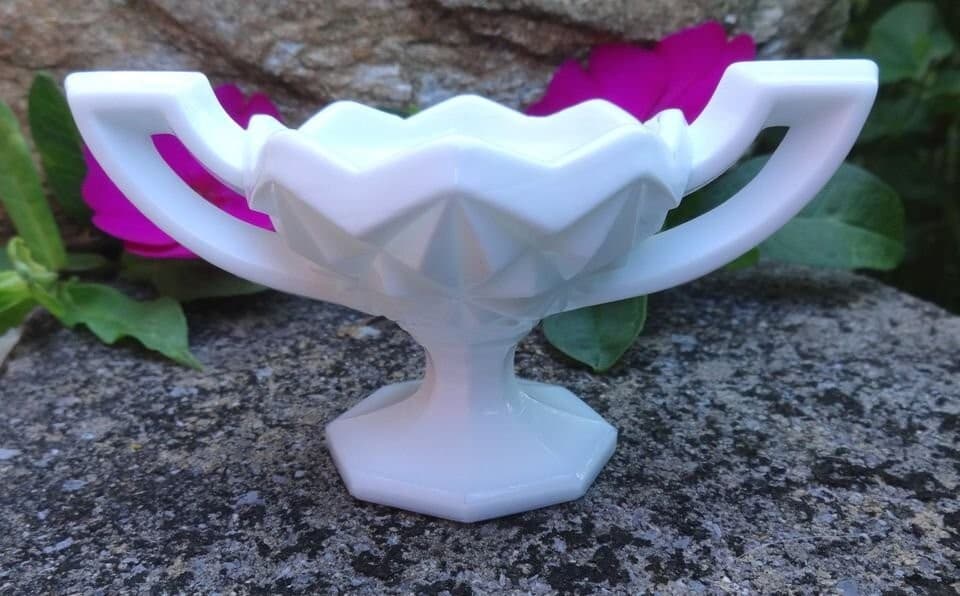 Scarce, Glossy White Milk Glass Open Salt Dip, Cellar, Dish!