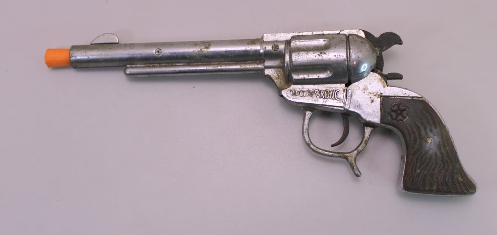 Buck 'N Bronc Cap Gun 3